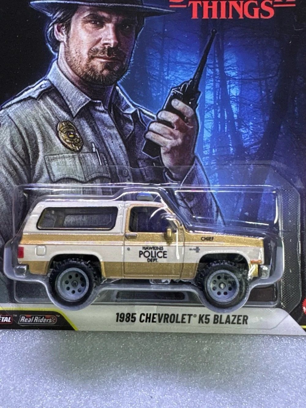 Hot wheels Premium Stranger Things 1985 Chevrolet K5 Blazer - White & Gold